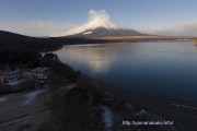 綿のような雲がかかっていた今朝の富士山