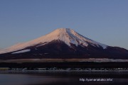 富士山の雪が飛んだ