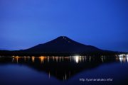 ブルーアワーの富士山