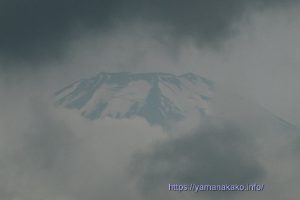かくれんぼ富士山見つけた