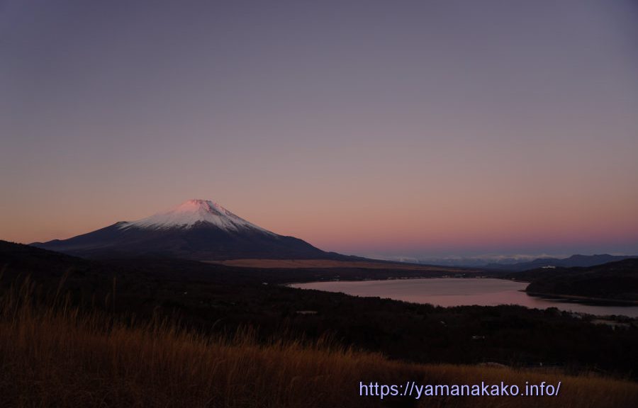 南アルプス上空のグラデーションがきれい