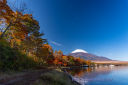 山中湖「夕焼けの渚・紅葉まつり」